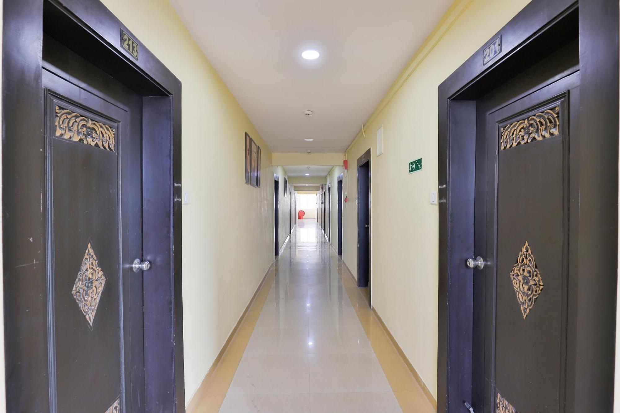 OYO 14549 Hotel Lotus Residency Daman Exterior foto